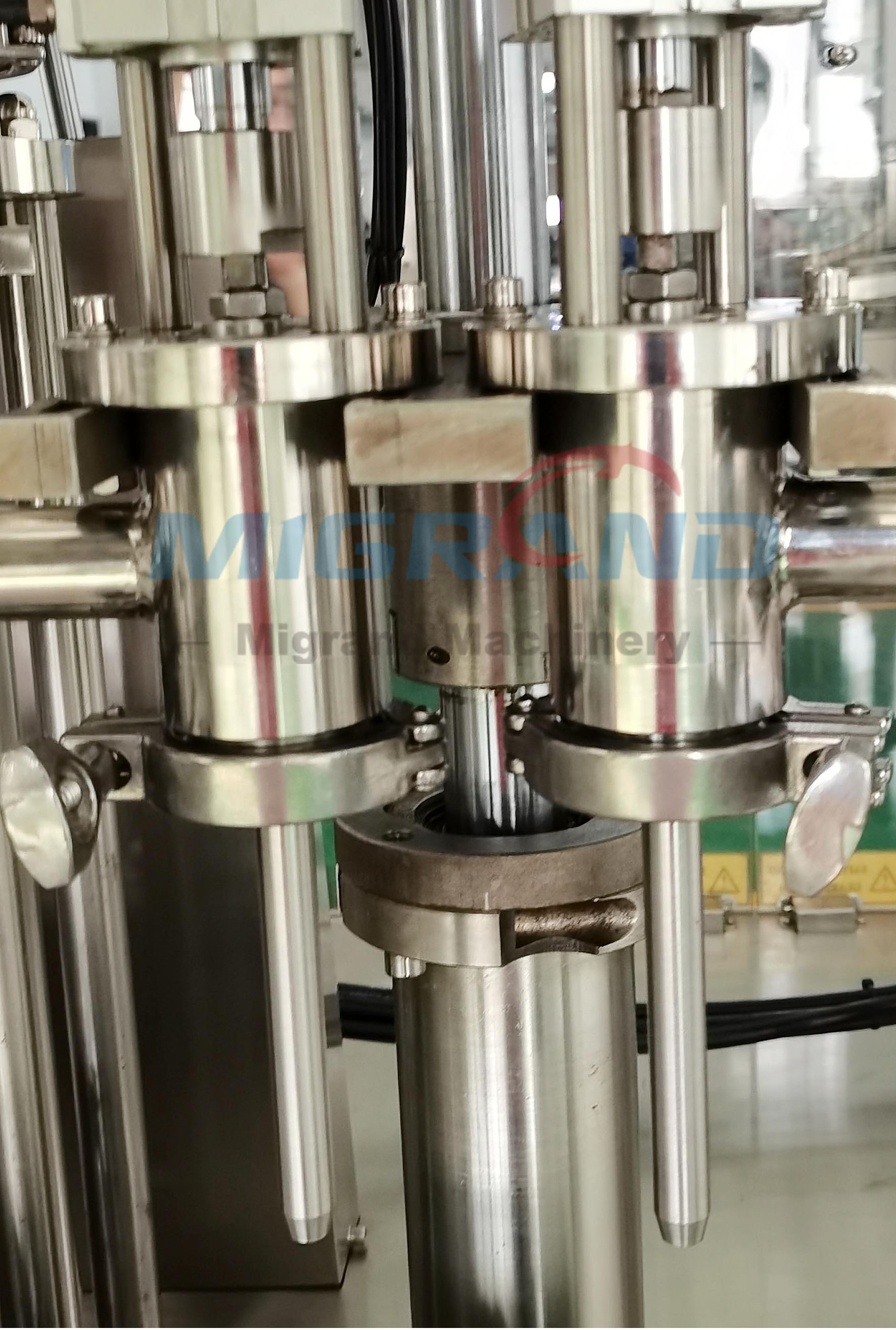 Double filling heads-1 Двойные заправочные головки-1