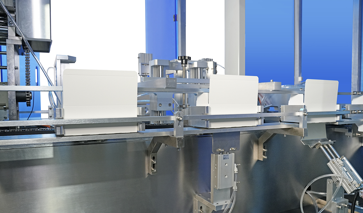 картонный конвейер